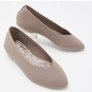 NWOT Cleo ballet flats 8.5 wide fit